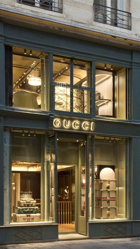 largest Gucci in Paris